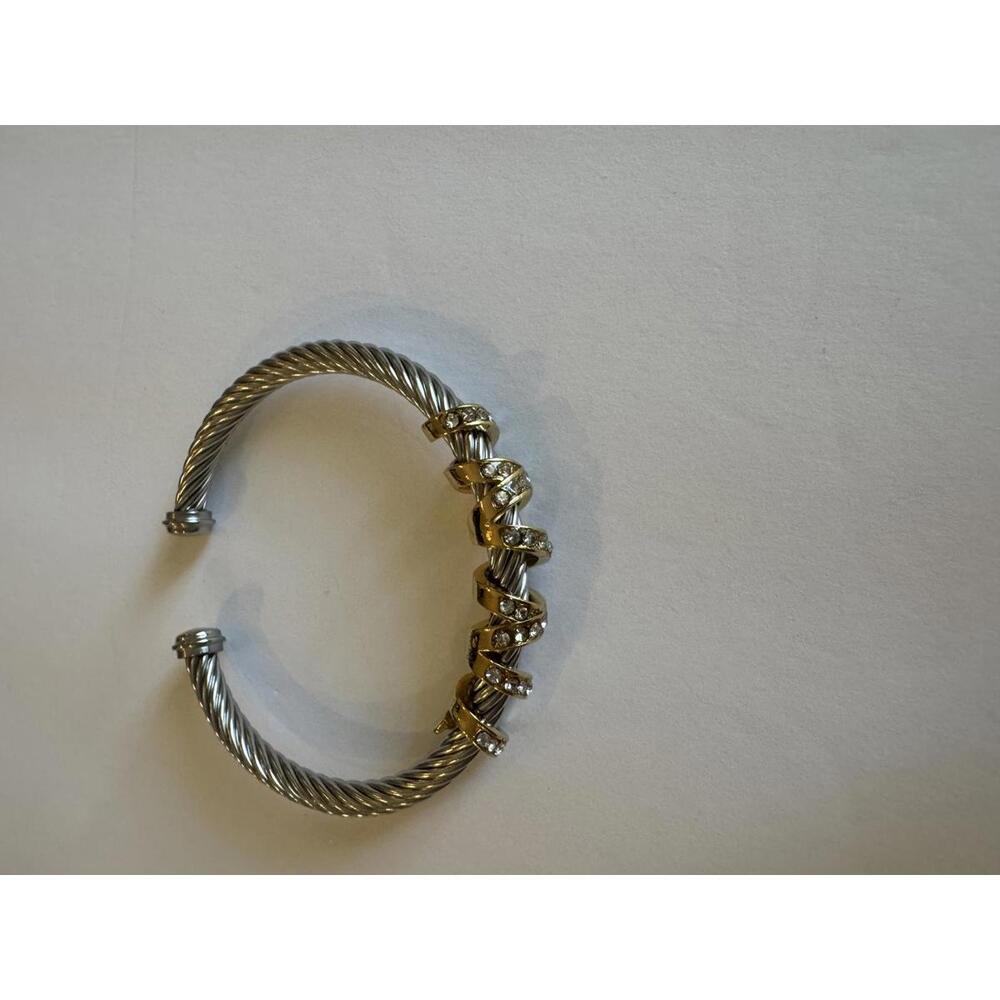 Elegant Twist Cable Cuff Bracelet with Gold Accents